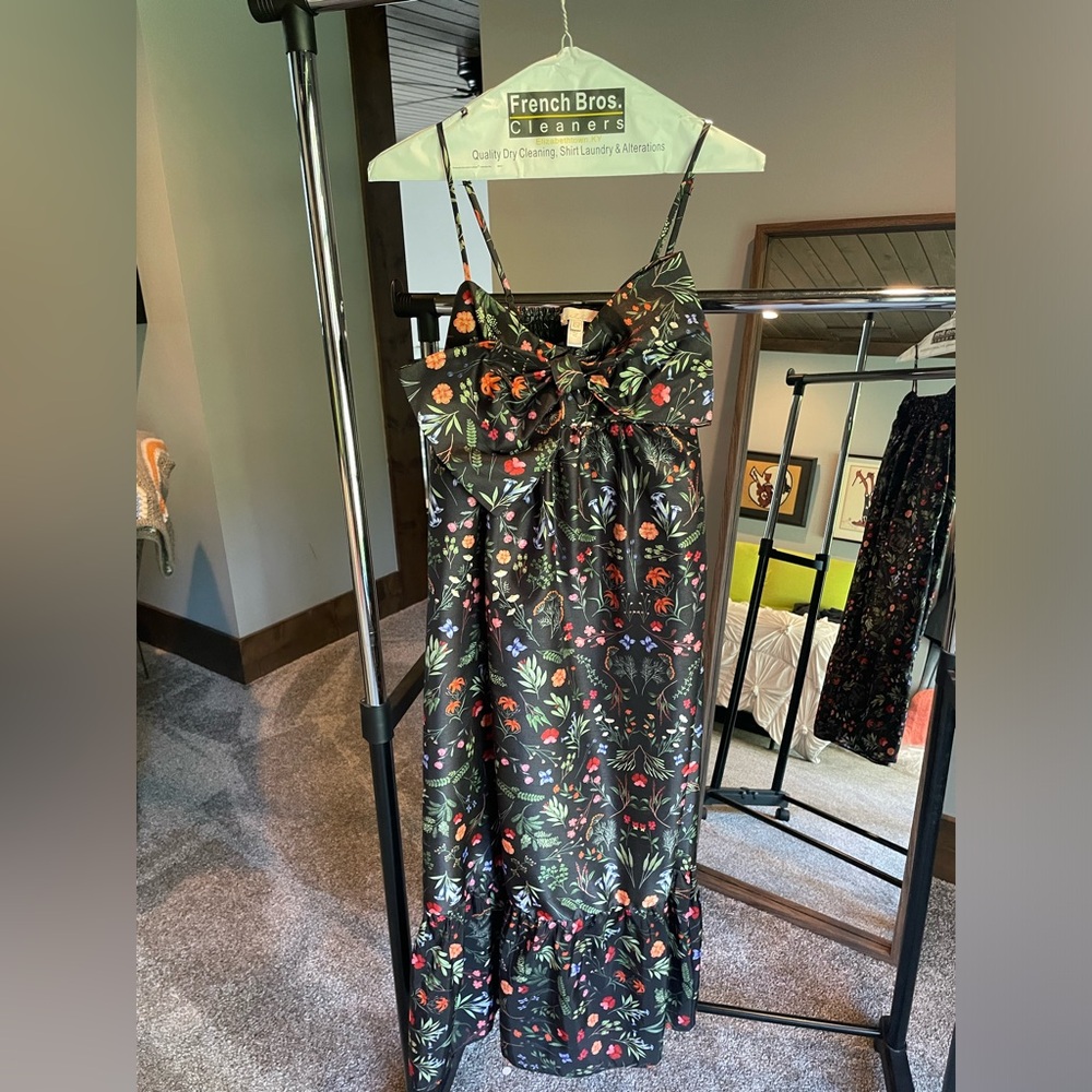 Like new adorable dress
